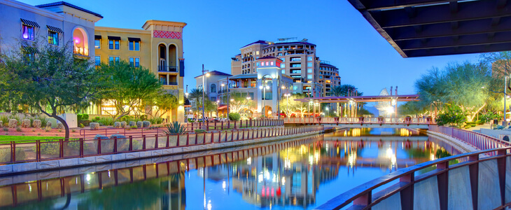 Commercial center of Scottsdale, Arizona at night